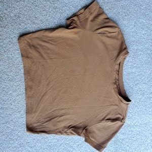 Wild Fable mocha brown color crop top short tapered tee M super soft